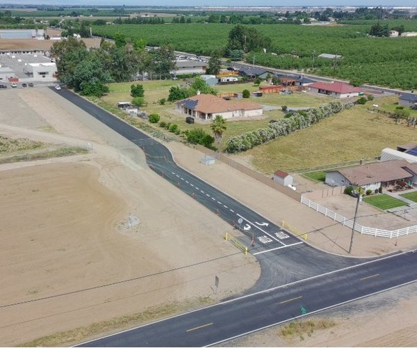 Nile Garde\n driveway