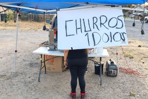 unpermitted food vendor