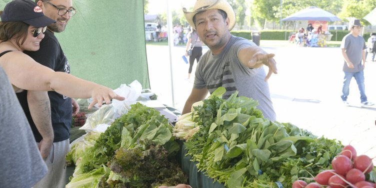 los banos farmers market