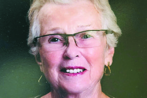 BEVERLY ANN WARREN HAY obit
