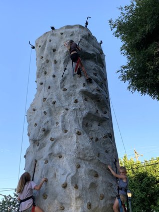 PF Climb 729