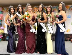 729 Miss pageant