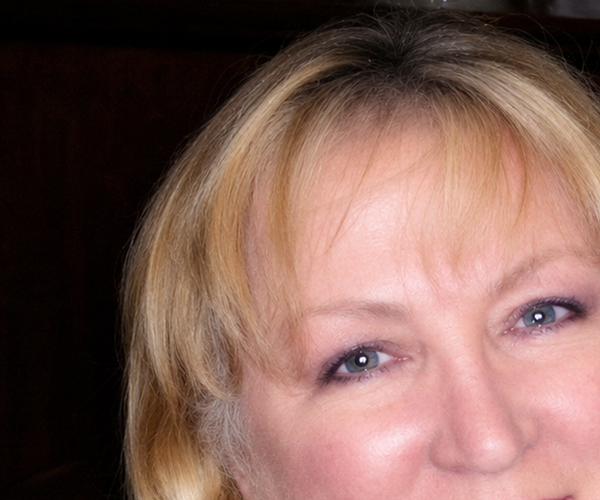 Lynn Carey