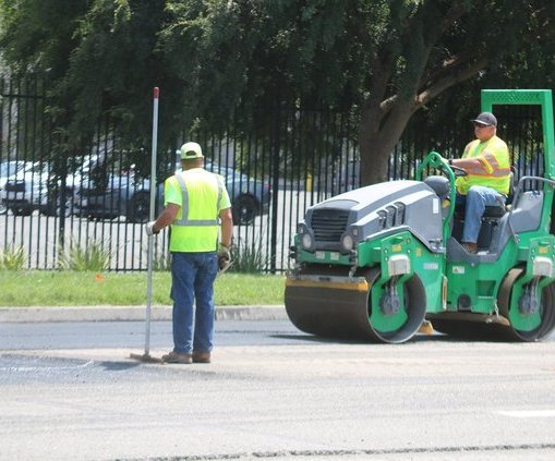 city street workers