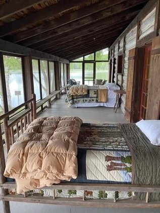826 Porch