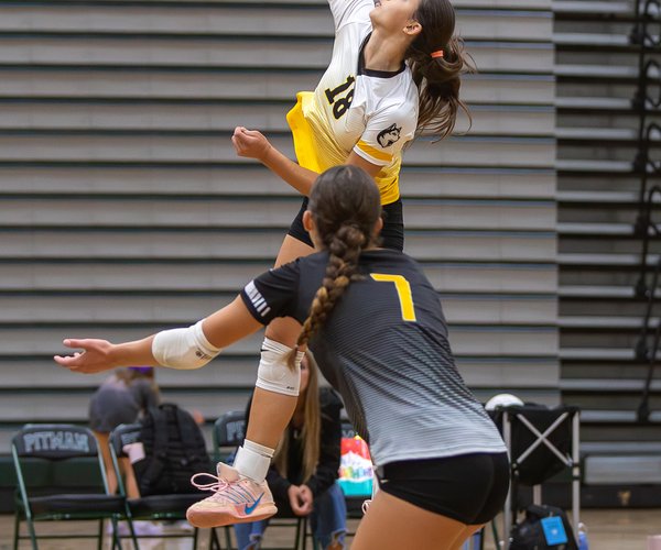 Hughson volleyball