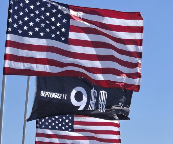 911 flags