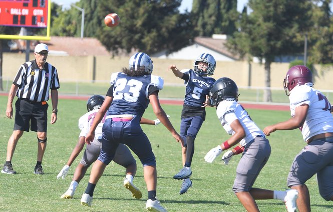 Jr. Cougars-Cowboys youth football