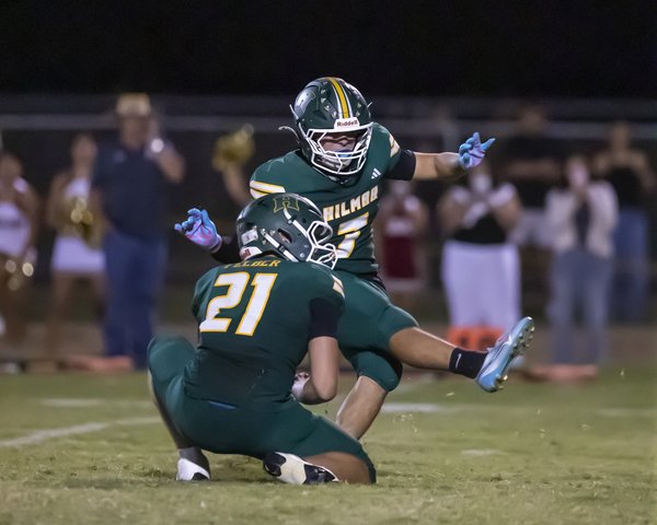 Hilmar remains perfect after buzzer-beating field goal
