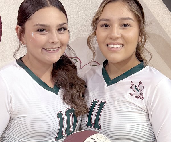 Reylena Herrera and Sofia Garibay