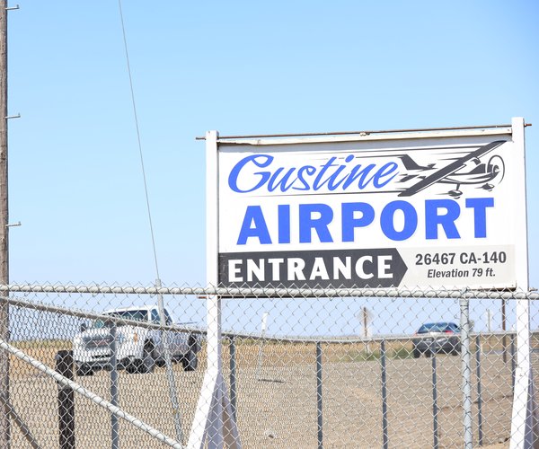 gustine airport