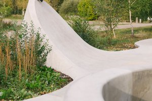skate ramp