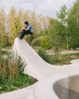 skate ramp