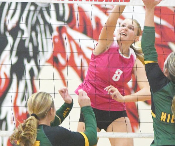 Hilmar-Ripon girls volleyball