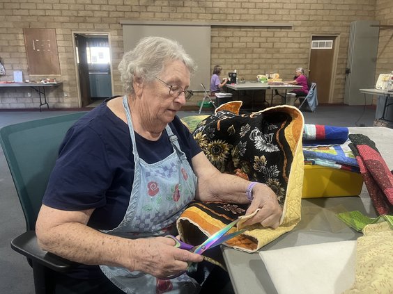 Lutheran quilters 1