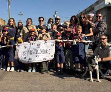 main street  pet parade