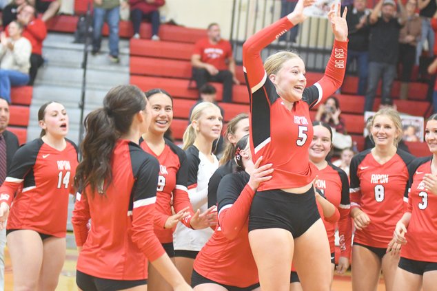 Hughson-Ripon girls volleyball