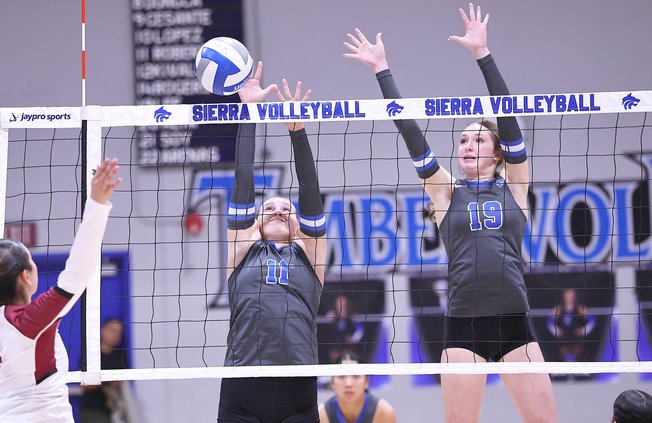 Golden Valley-Sierra girls volleyball