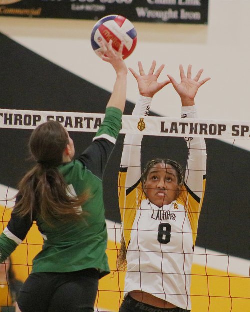 Twelve Bridges-Lathrop girls volleyball