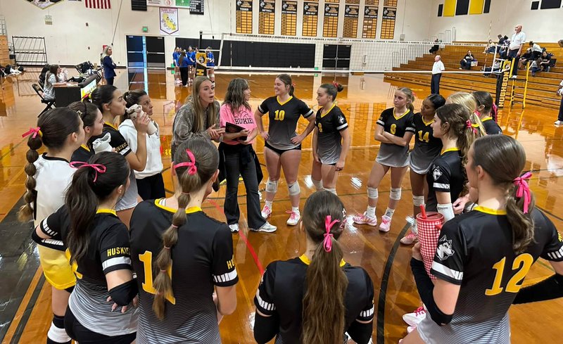 Hughson volleyball