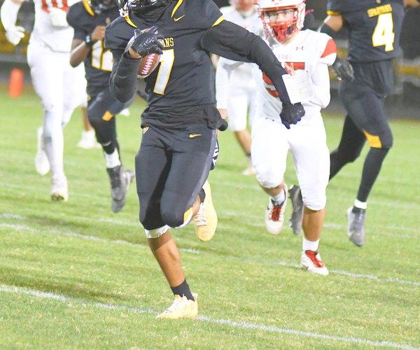 Ceres-Lathrop football