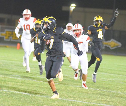 Ceres-Lathrop football